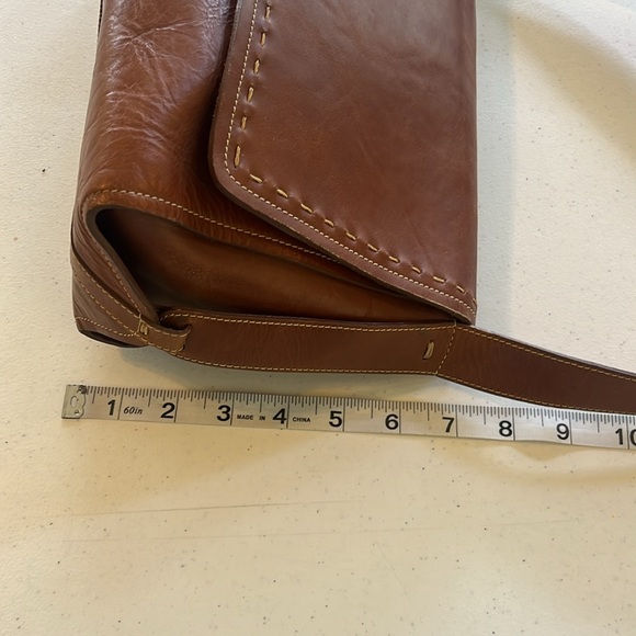 Prune Leather Shoulder Bag. Preloved - Picture 9 of 11